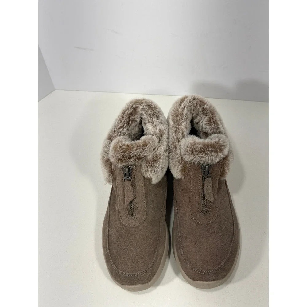 Skechers Go Walk Joy Brown Faux Fur Trim Front Zip Winter Ankle Boots Women sz 7